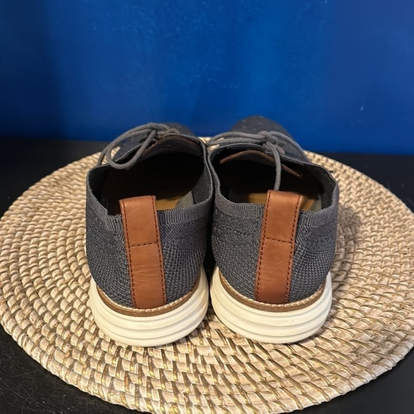 Cole Haan Zerogrand Stitchlite Oxford Ironstone Knit Lace-Up Sneakers- Size 11 - Picture 3 of 9